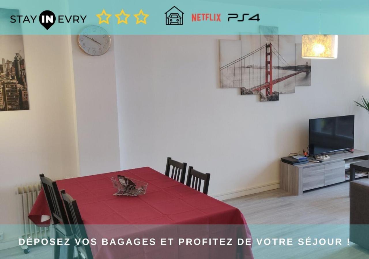 Stay In Evry Courcouronnes Exteriör bild